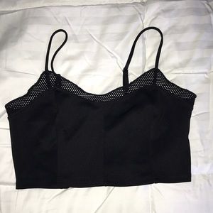 Black cropped tank